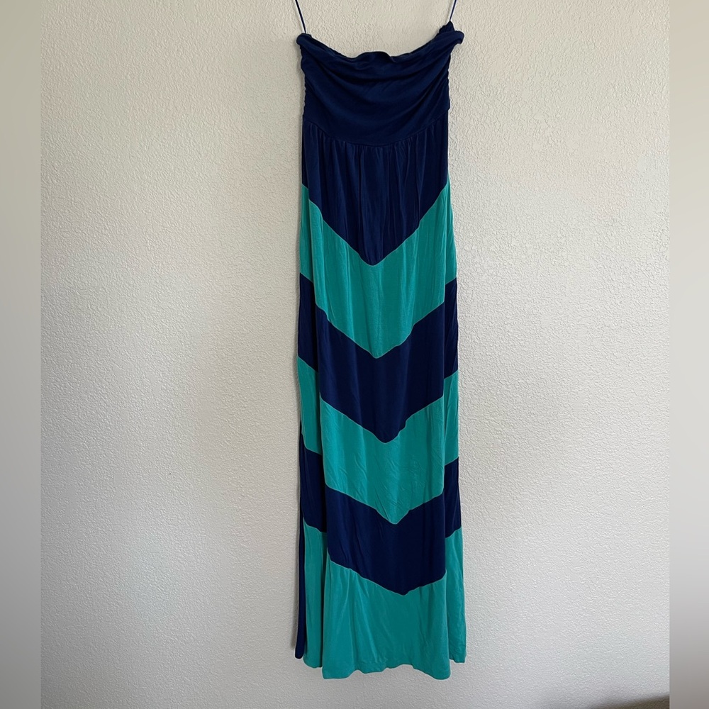 Strapless dress